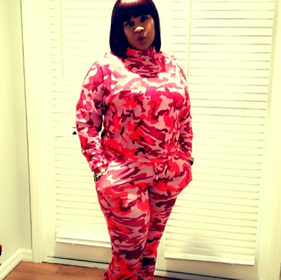 Two piece Camo Set - Picture 5 of 5